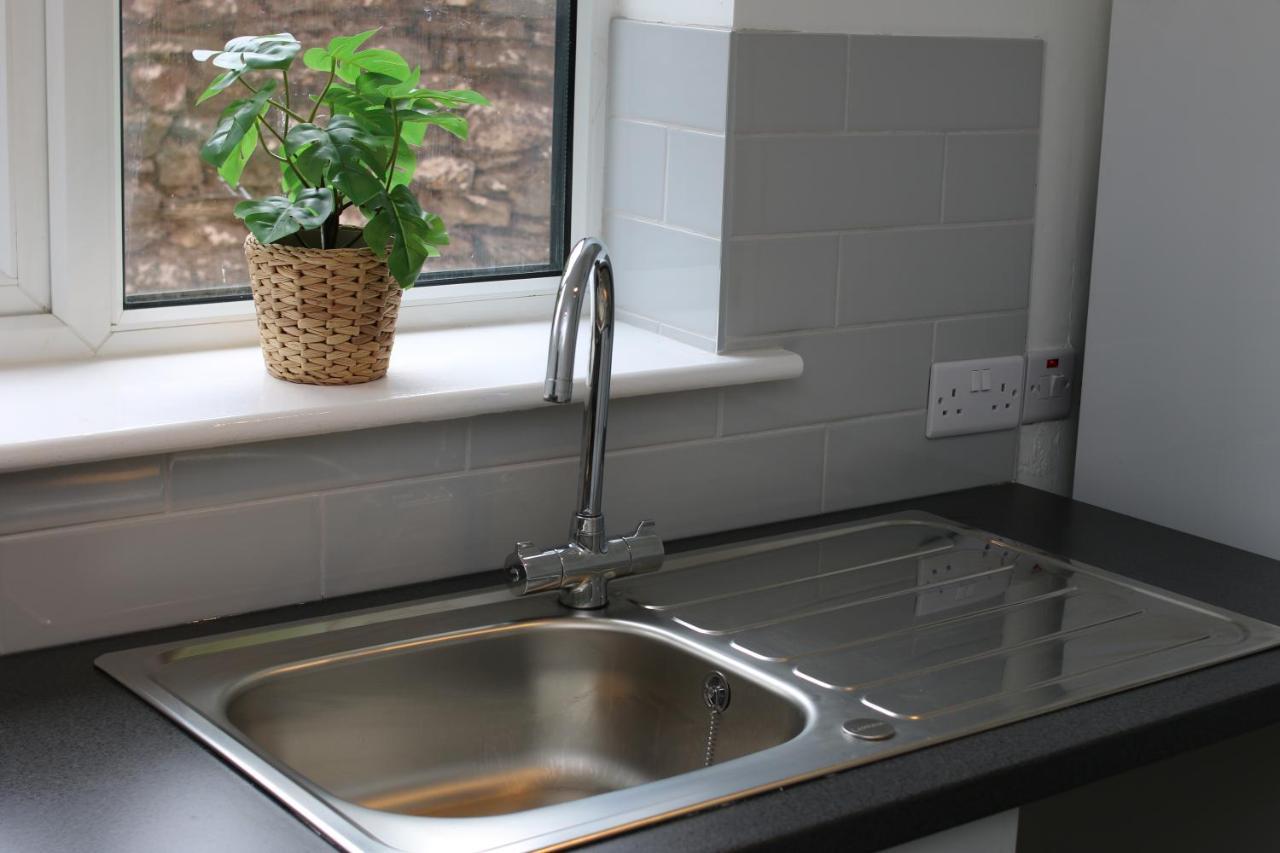 Thesiger Court Apartments - Free Private Parking - By Property Promise Cardiff Exteriér fotografie
