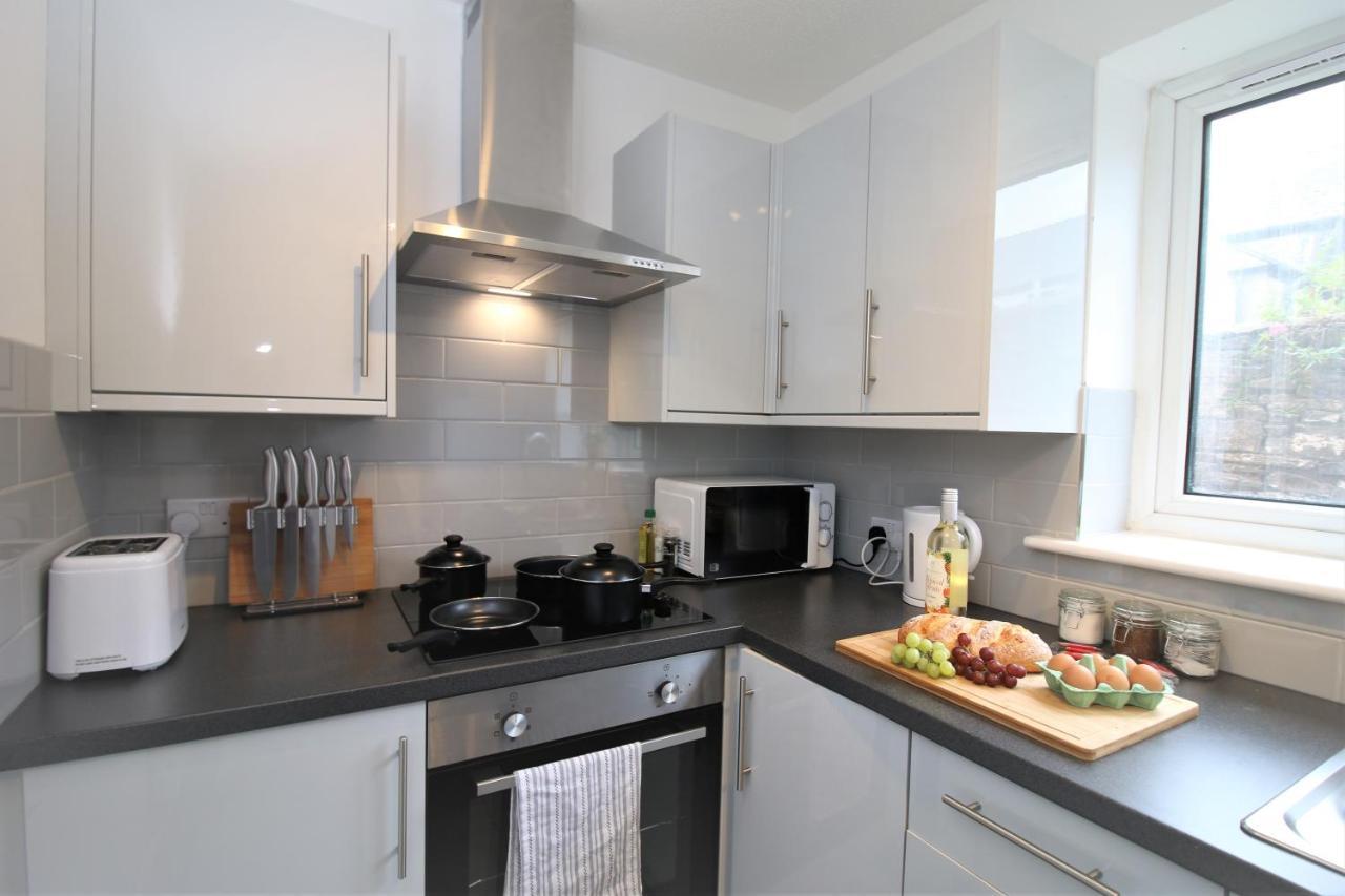 Thesiger Court Apartments - Free Private Parking - By Property Promise Cardiff Exteriér fotografie