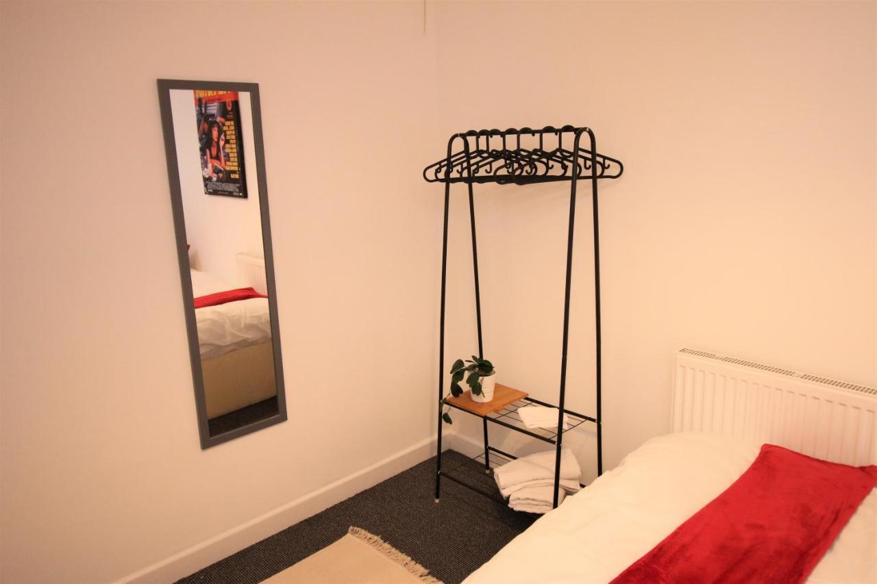 Thesiger Court Apartments - Free Private Parking - By Property Promise Cardiff Exteriér fotografie