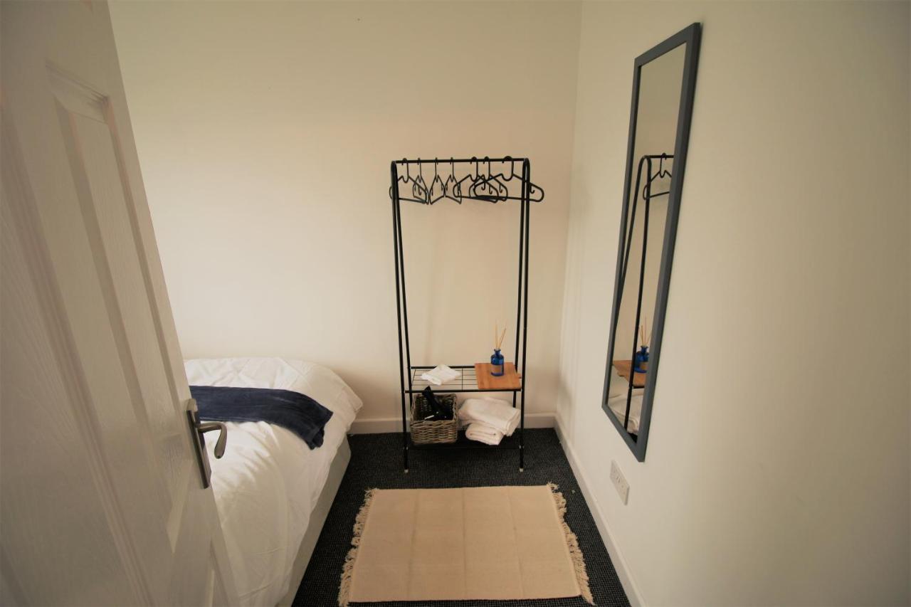 Thesiger Court Apartments - Free Private Parking - By Property Promise Cardiff Exteriér fotografie
